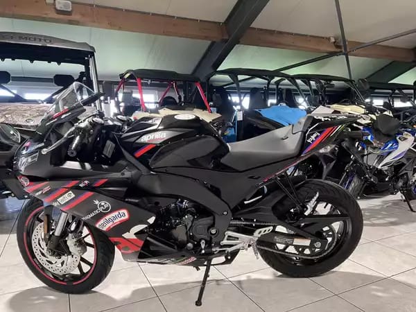 Aprilia RS 125 GP - Photo 3