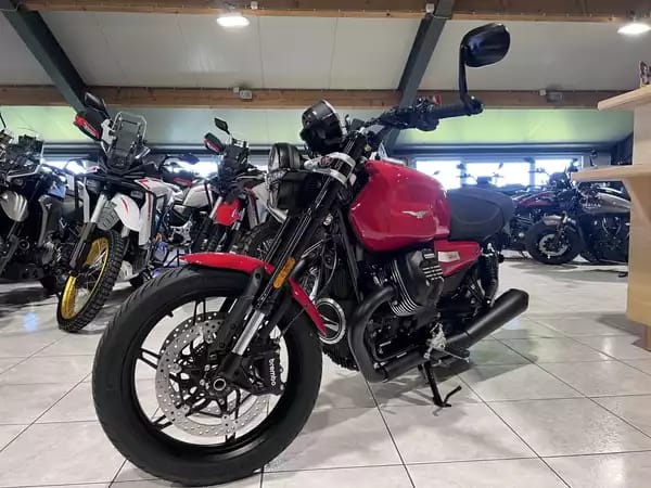 Moto Guzzi V 7 SPORT - Photo 2