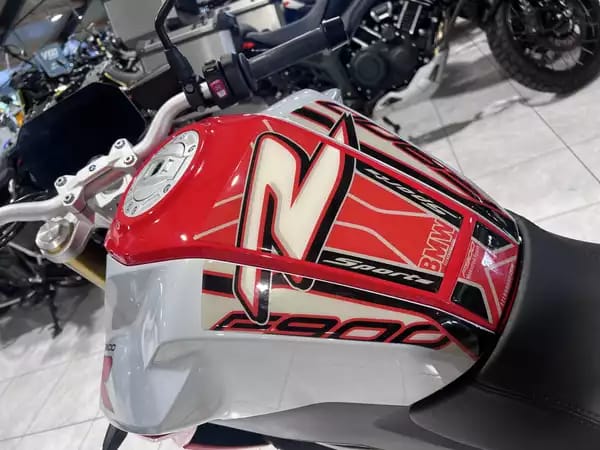 BMW F 900 R - Photo 3