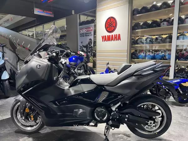 Yamaha TMAX 560 TECHMAX - Photo 3