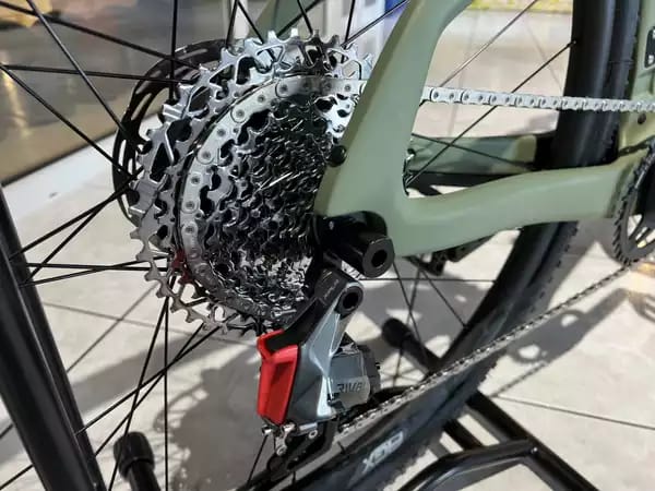 Moser e-Gravel Rival carbon 42Nm Taille M / 250Wh, 36 V. - Photo 2
