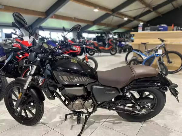 QJ Motor SRV 125 - Photo 3