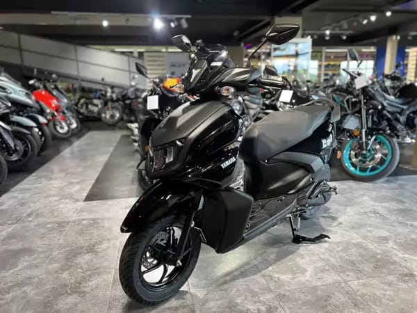 Yamaha RayZR 125 - Photo 2
