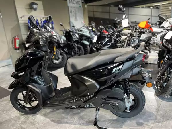 Yamaha RayZR 125 - Photo 3