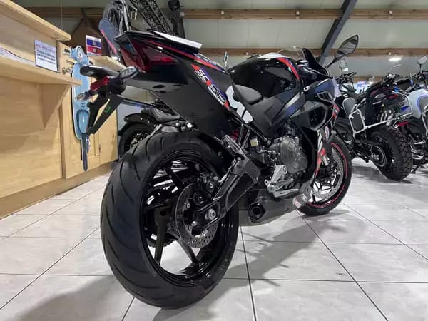 Aprilia RS 457 GP REPLICA - Photo 3