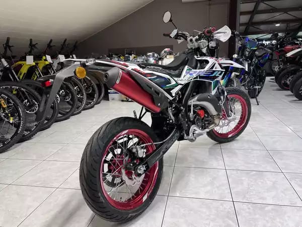 Rieju MRT 50 SM Trophy Mirage - Photo 2