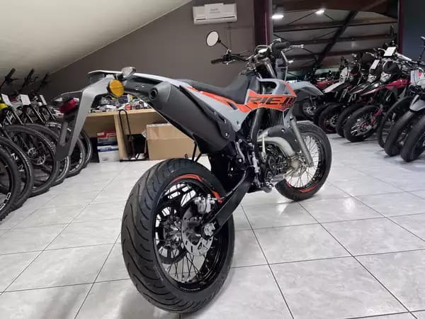 Rieju MRT 50 SM Grey - Photo 2