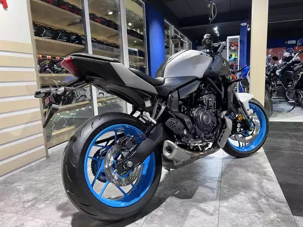 Yamaha MT-07 - Photo 2