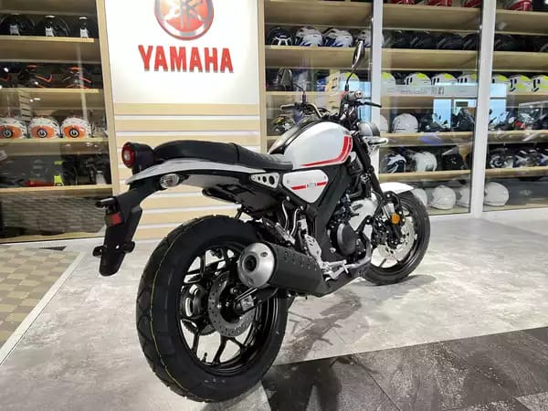 Yamaha XSR 125 - Photo 2