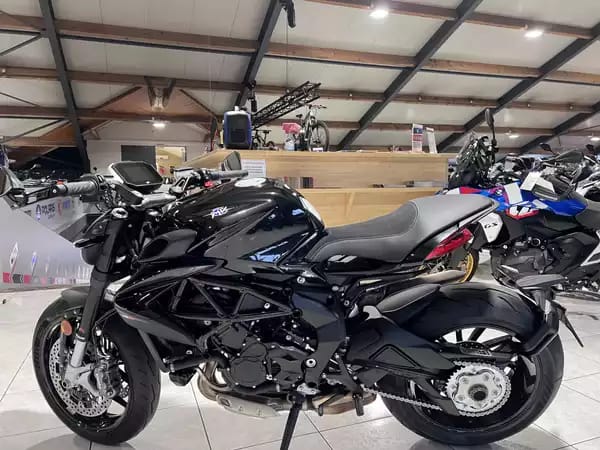 MV Agusta Dragster 800 - Photo 3