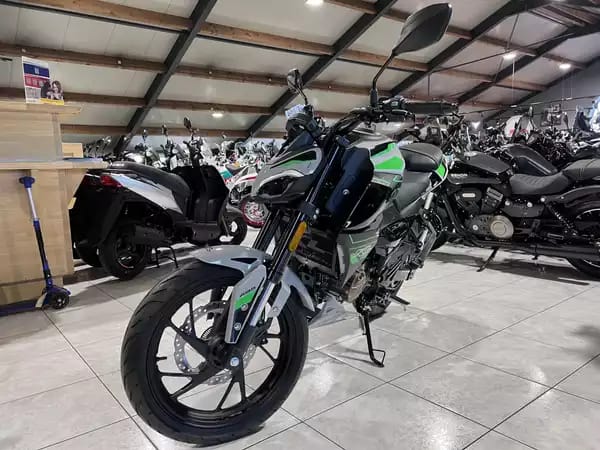 KL Motorcycle Duel 125 ABS - Photo 2