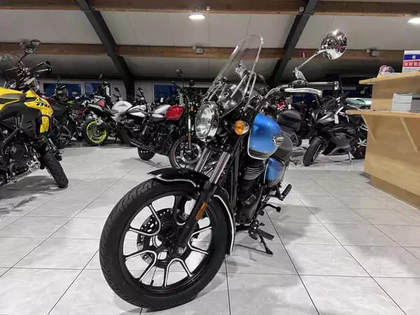 Royal Enfield Meteor 350 Super Nova - Photo 2
