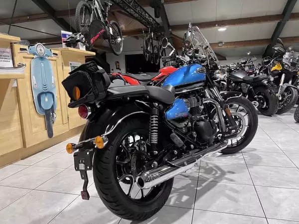 Royal Enfield Meteor 350 Super Nova - Photo 2