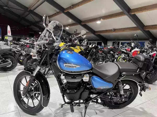 Royal Enfield Meteor 350 Super Nova - Photo 3