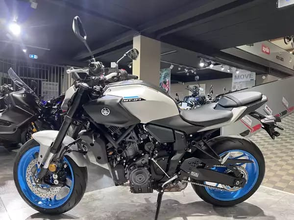 Yamaha MT-07 - Photo 3
