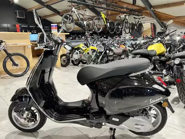 Vespa Primavera 125 E5 + - Photo 3