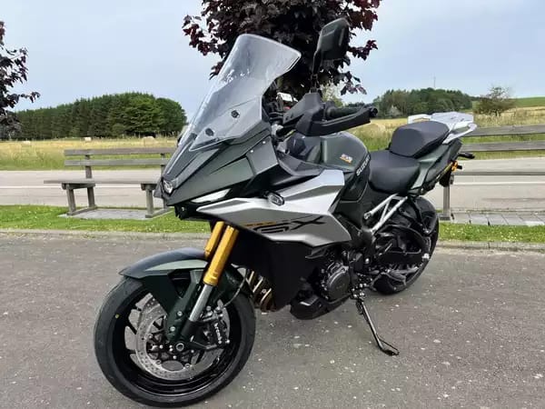 Suzuki GSX-S 1000GX - Photo 2