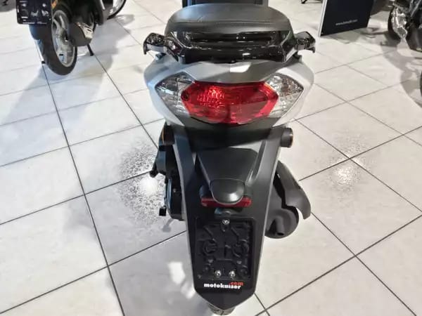 Peugeot Tweet EVO  4T Classe A 25km/h ou B 45 km/h - Photo 2