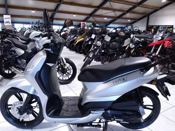 Peugeot Tweet EVO  4T Classe A 25km/h ou B 45 km/h - Photo 3