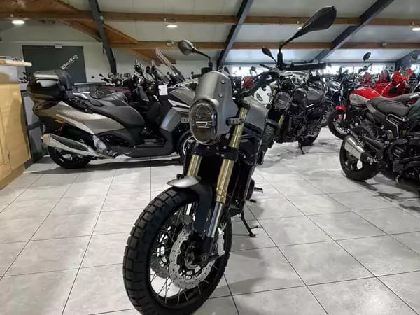 Benelli Leoncino Trail 800 - Photo 2