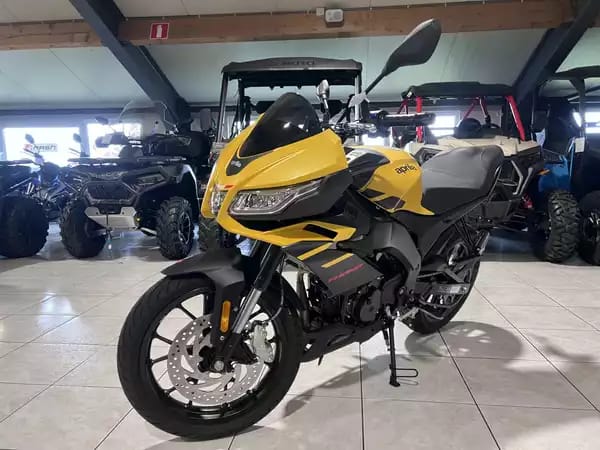 Aprilia Tuono 125 - Photo 2