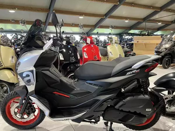 Aprilia SR 125 GT SPORT GREY BLACK - Photo 3