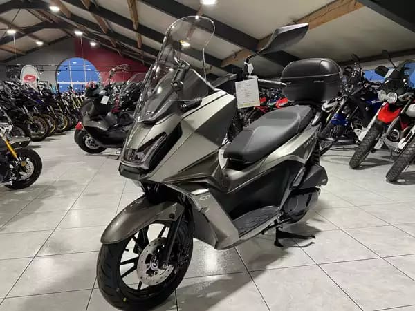 Kymco Skytown 50 - Photo 2