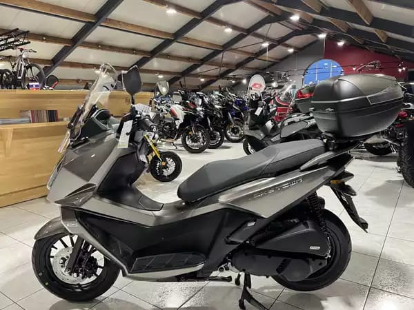 Kymco Skytown 50 - Photo 3
