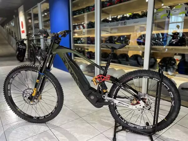 Fantic XXF 2.0 FACTORY Öhlins 720Wh, 29''-27,5'', freins 4 pistons, 90 Nm - Photo 3