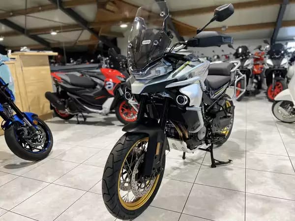 CF Moto 800 MT EXPLORER - Photo 2