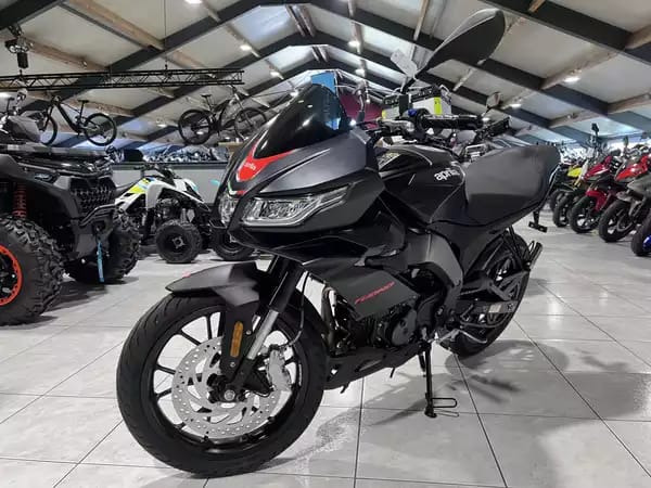 Aprilia Tuono 125 - Photo 2