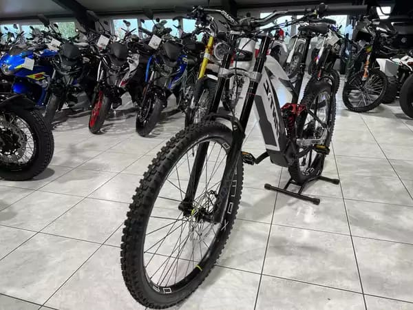 Fantic XXF 2.0 720Wh, 29''-27,5'', freins 4 pistons, 90 Nm - Photo 2