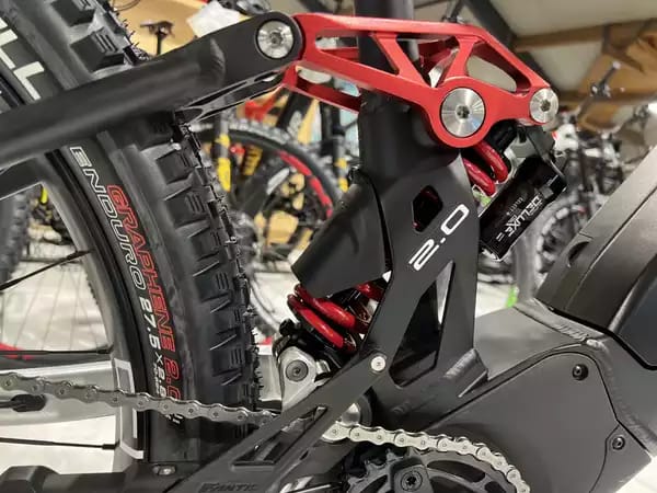 Fantic XXF 2.0 720Wh, 29''-27,5'', freins 4 pistons, 90 Nm - Photo 3