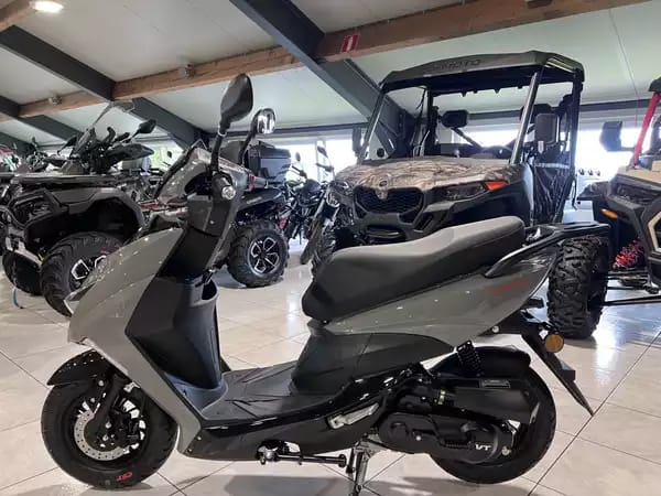 TNT Motor Dixon 10 CLASSE A 25 km/h - Photo 3