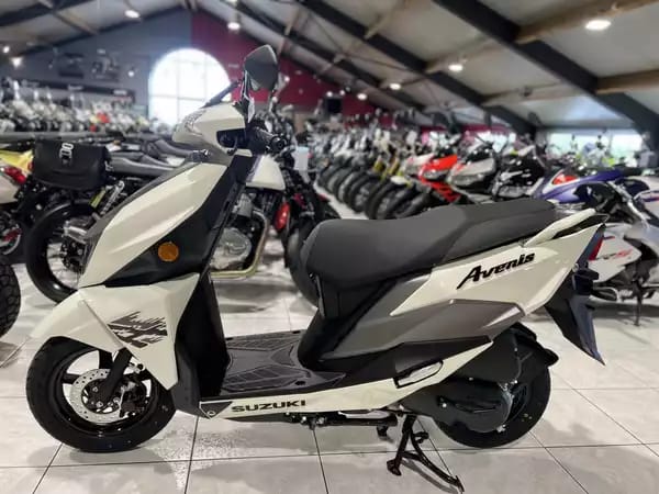 Suzuki Avenis 125 125 - Photo 3