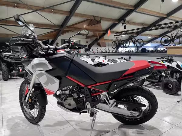 Aprilia Tuareg 660 Hailstrom White disponible aussi en 35 KW - Photo 3