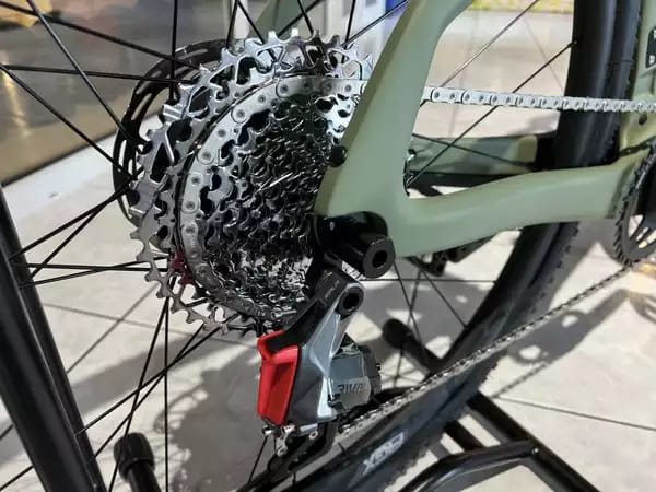 Moser e-Gravel Rival carbon 42Nm Taille S / 250Wh, 36 V. - Photo 2