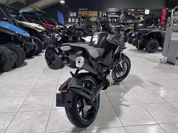 CF Moto 125 NK - Photo 2