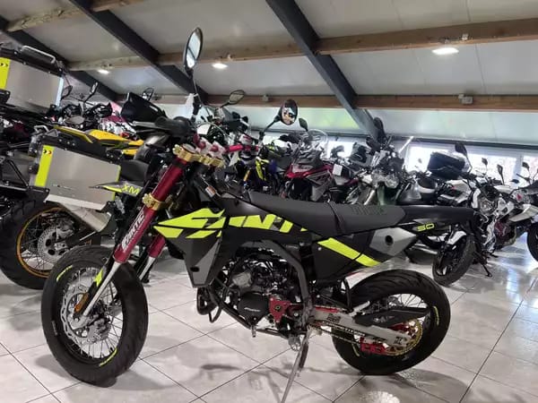 Fantic Motard 50 2T COMPETITION - Photo 3