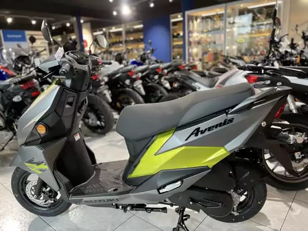 Suzuki Avenis 125 125 - Photo 2