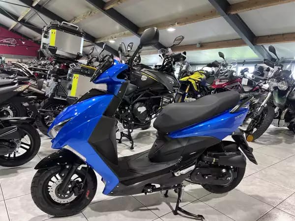 TNT Motor Dixon 10 CLASSE A 25 km/h - Photo 3