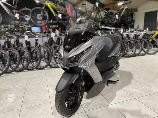 Kymco X-Town 300 ABS - Photo 2