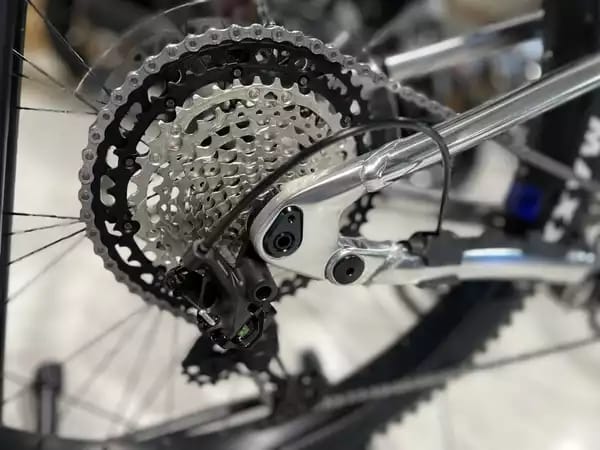 Yamaha Moro 07 30 TH M Rock Shox 160 mm, Magura freins 4 pistons,  PW séries 85 Nm / 500 Wh, 36 V, roue 27,5'', cadre allu, 24 Kg. - Photo 2