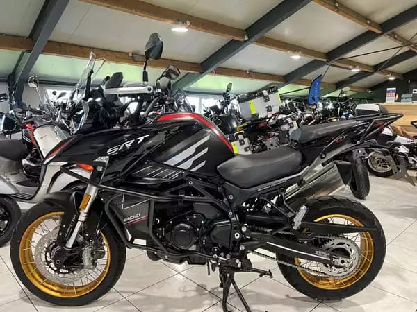 QJ Motor SRT 800 SX - Photo 3