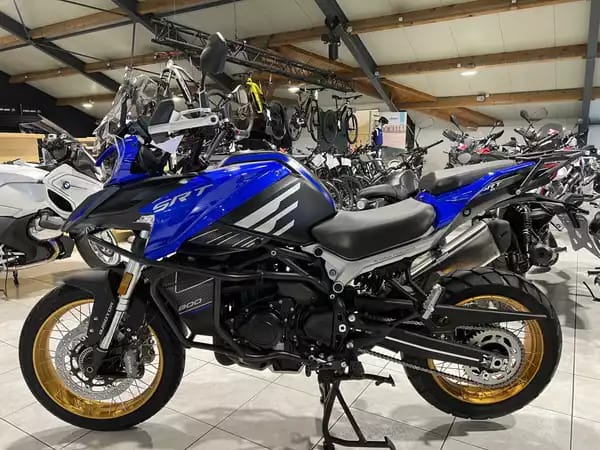 QJ Motor SRT 800 SX - Photo 3