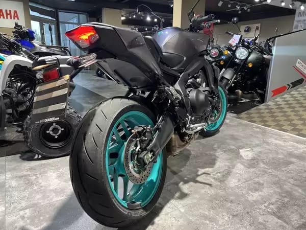 Yamaha MT-09 Y-AMT - Photo 2