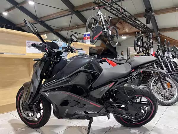 Ultraviolette F77 SuperStreet Cosmic Black - Photo 3