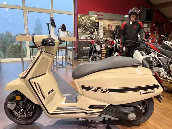 Lambretta X-300 - Photo 3
