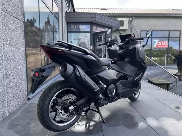 Yamaha TMAX 560 TECHMAX - Photo 2