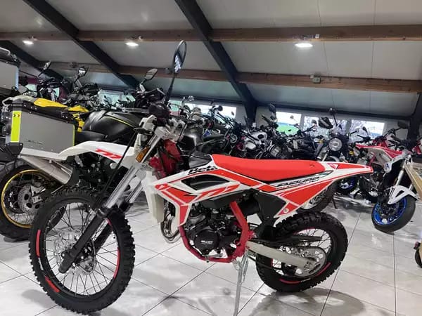 Beta RR Enduro SPORT 2T 50 - Photo 3